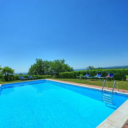 Crispinino Villa *